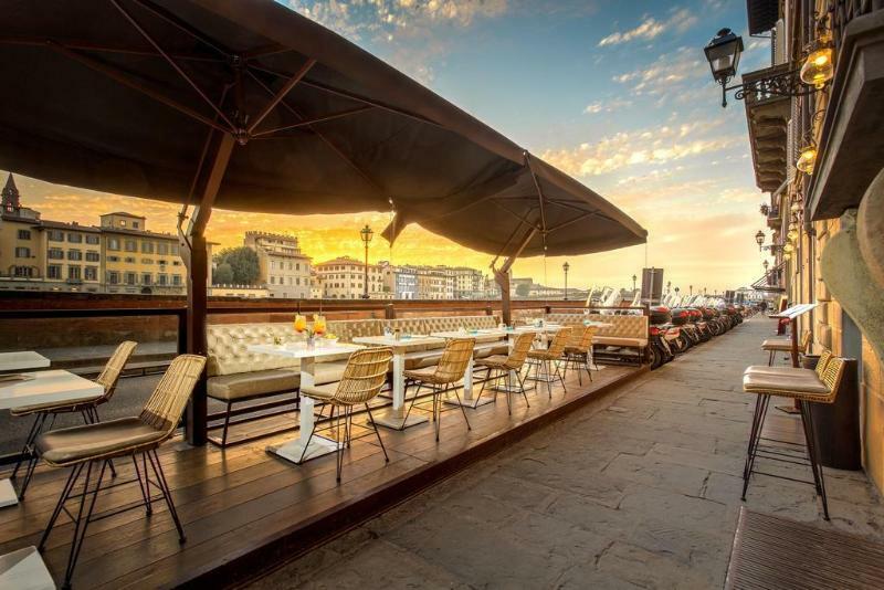 Hotel Bretagna Heritage - Alfieri Collezione Florens Exteriör bild